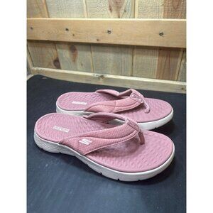 Skechers Go Walk Pink Flip Flop Sandals Size 9 Lightweight Comfortable